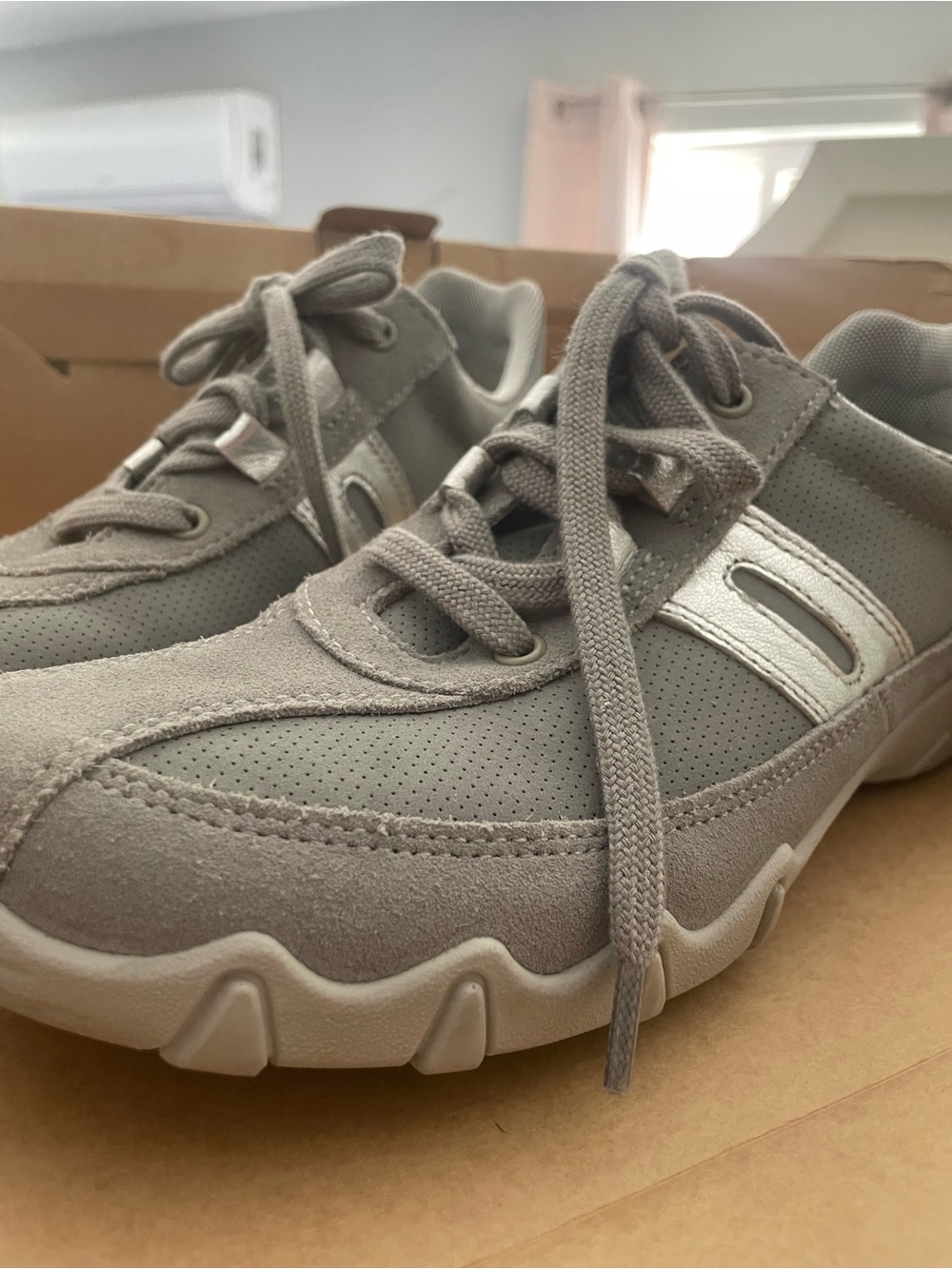 Hotter Leanne || Shell Grey sneakers - Picture 6 of 10